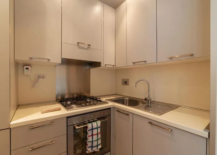 Fontanella Borghese 35 - Fromhometorome Apartment
