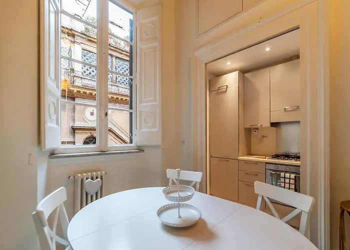 Apartment Fontanella Borghese 35 - Fromhometorome