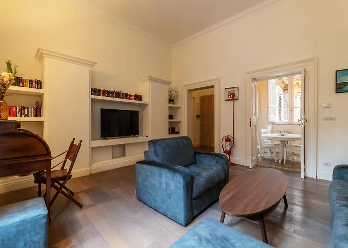 Apartment Fontanella Borghese 35 - Fromhometorome Rom